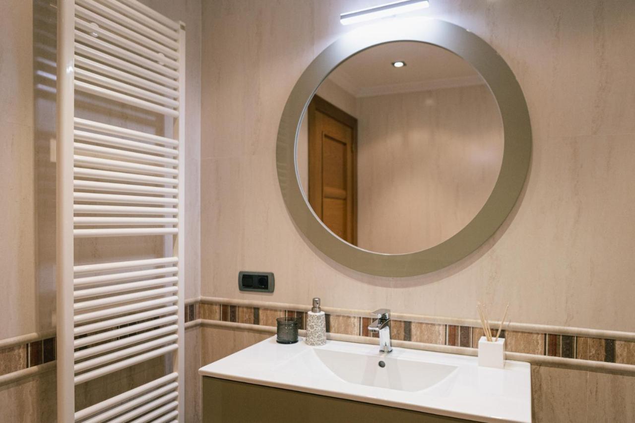 Ferienwohnung Alojamiento Urabain Allo Exterior foto